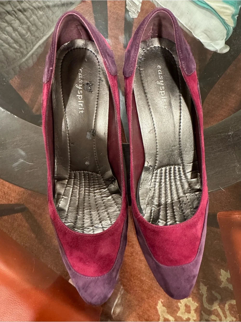 Easy Spirit Two-Tone Suede Pointed Flats in Magenta & Plum